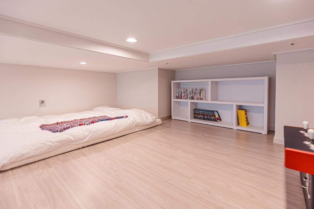 Ocean Marina Suite View Yeosu Extérieur photo